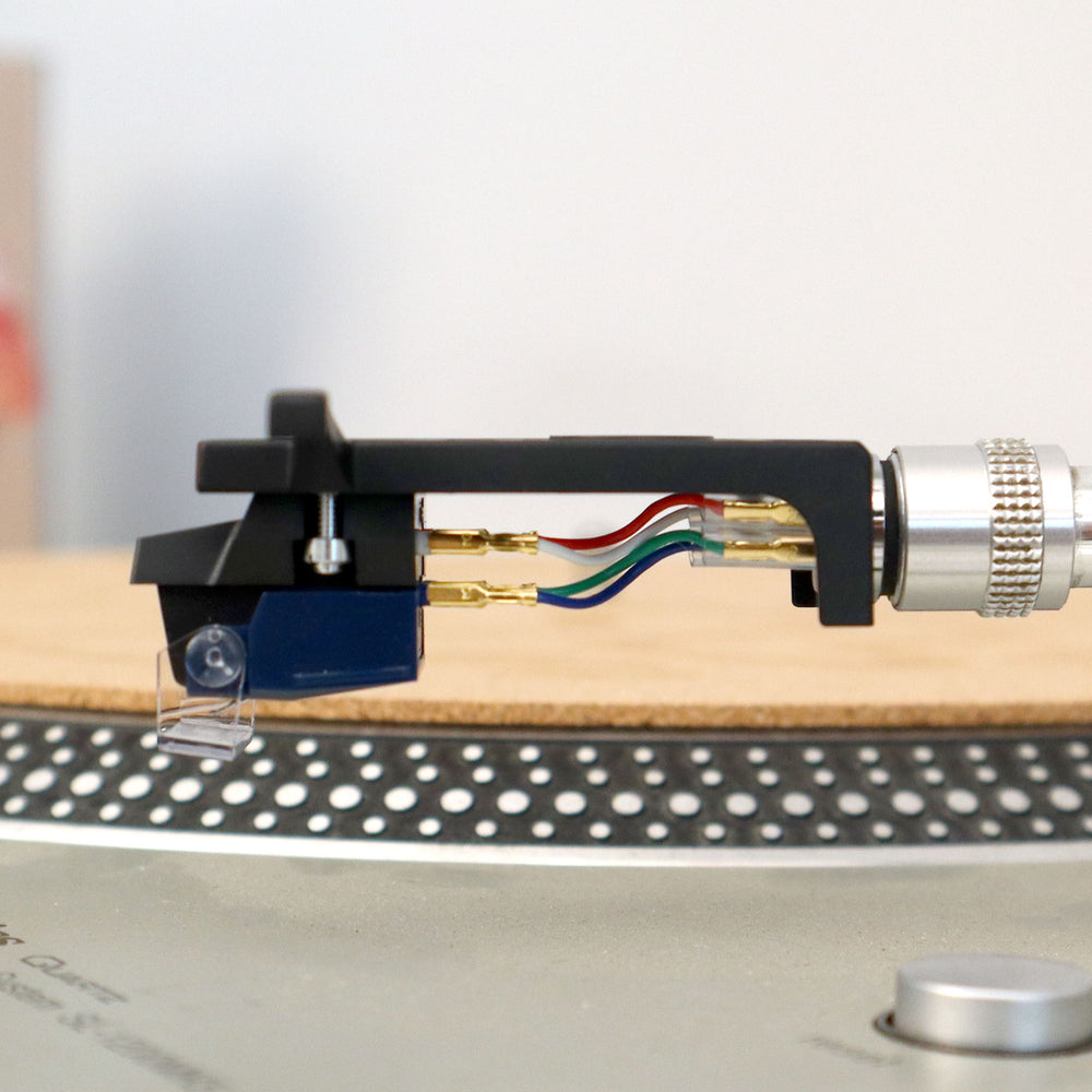 Audio-Technica: VM520EB Cartridge Mounted On AT-HS10BK Headshell (VM520EB/H)