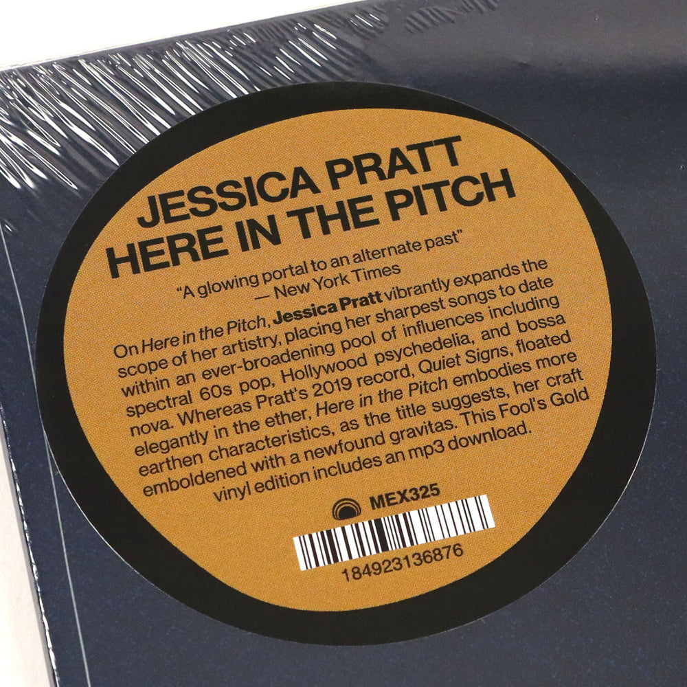 Jessica Pratt: Here In The Pitch (Indie Exclusive Gold Colored Vinyl) Vinyl LP