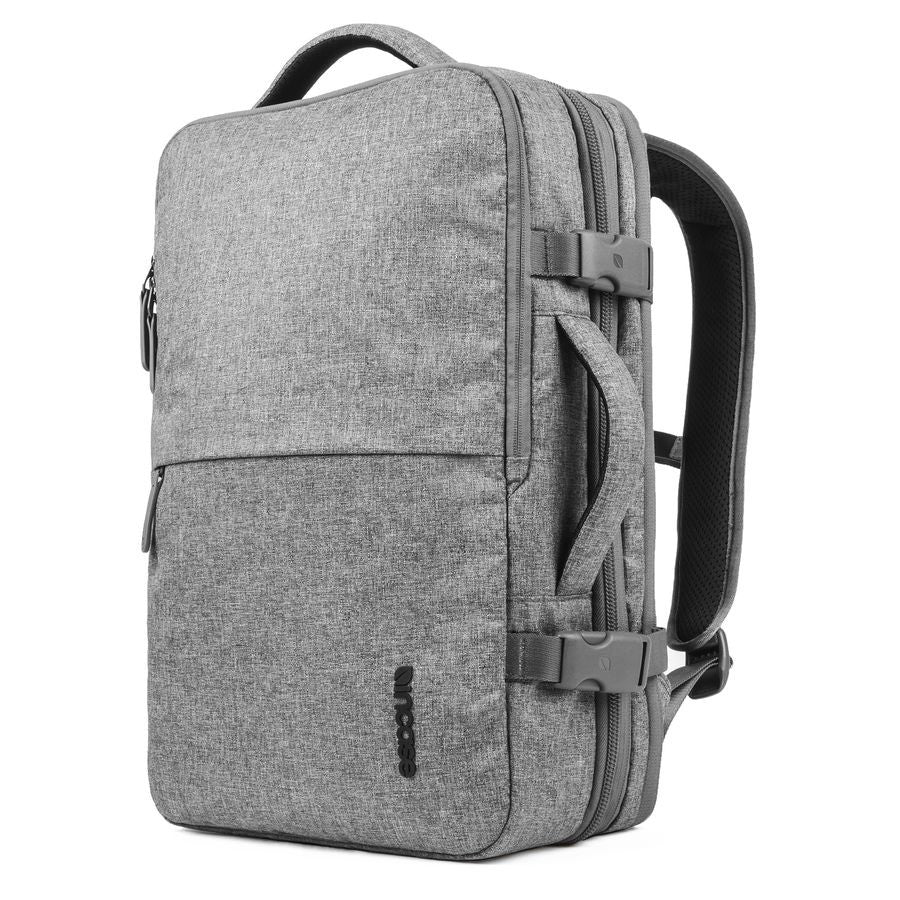 メーカー公式店 Incase EO Travel Backpack Black 27.1L 新品 - バッグ